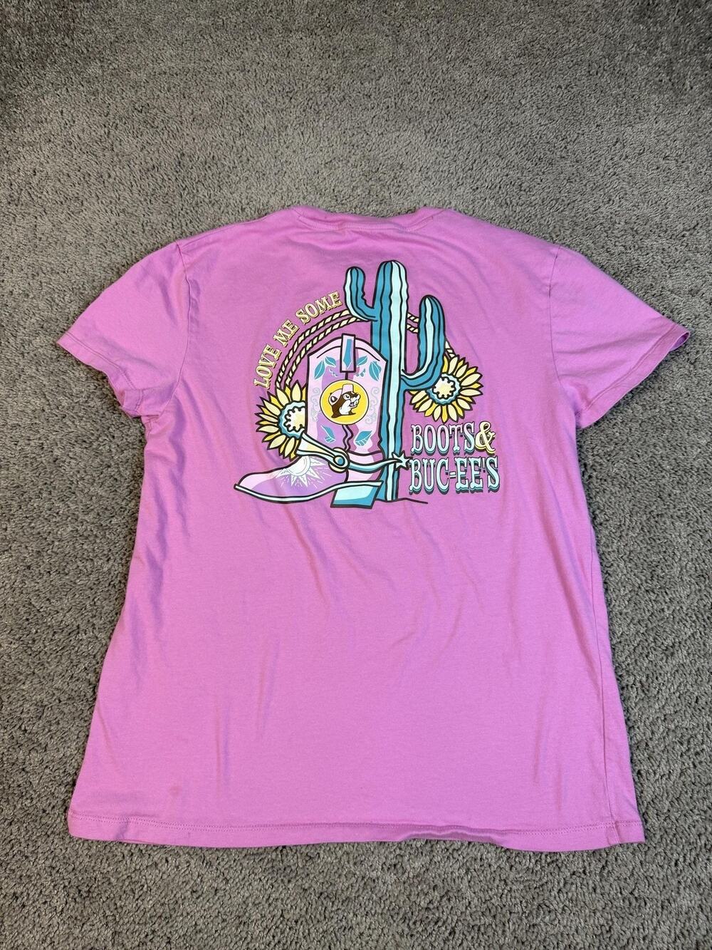 Buc-ee's Shirt Womens M Purple Boots & Buc-ees Cotton Graphic Back Print